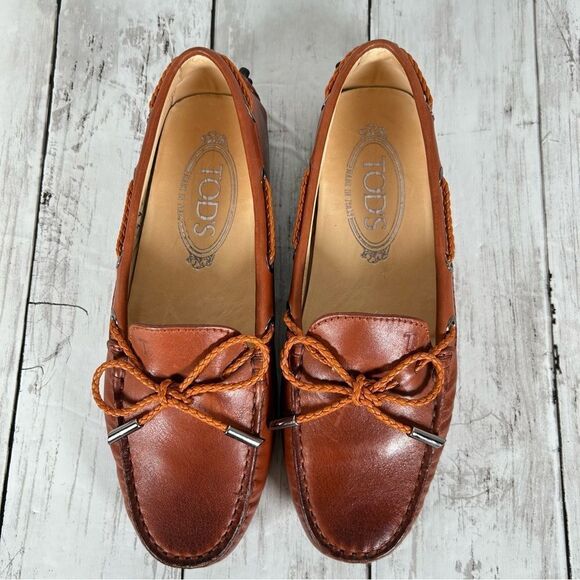 Tod's Women’s Brown Leather Gommino Bow Slip On Driving Loafers Size 34 PRISTINE - Picture 9 of 10